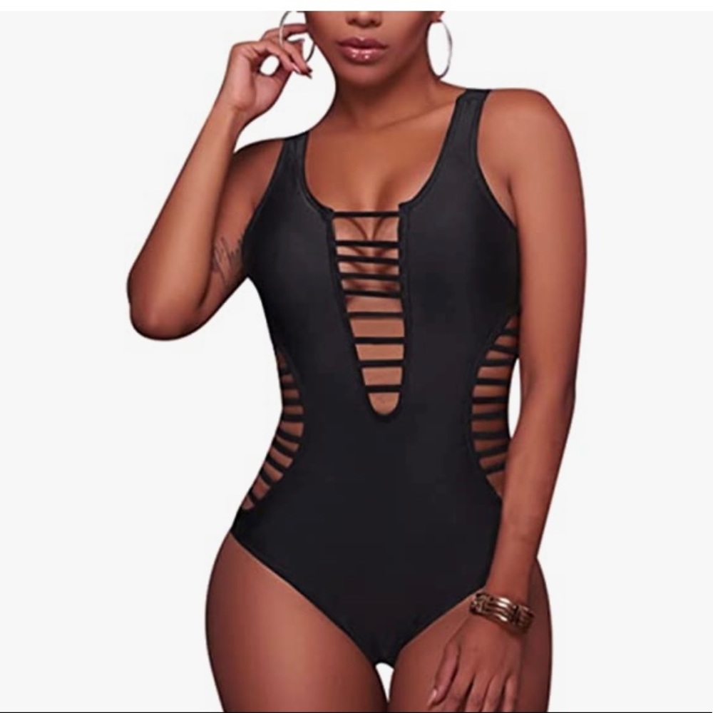 Womens large swim suit. NWT